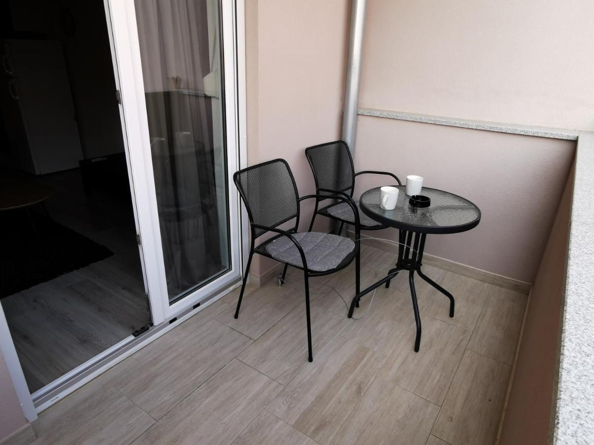Frane Apartment Pula Luaran gambar